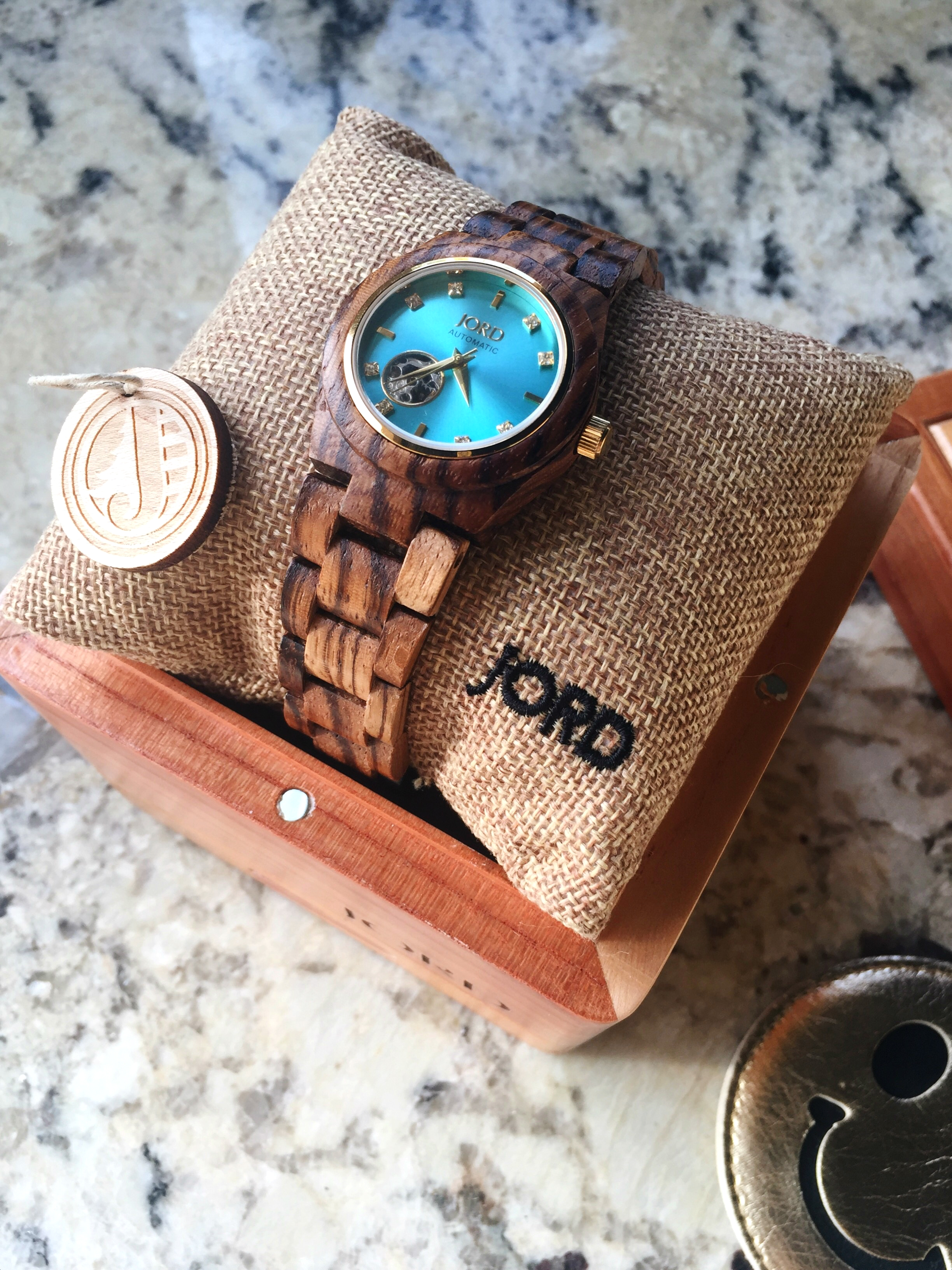 jord watches, jord cora watch, zebrawood watch, turquoise face watch, gorgeous watches, cute watches, summer watch styles